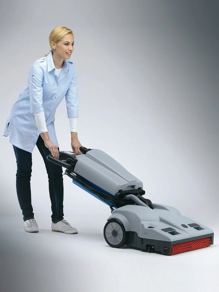 Lindhaus LW46 Hybrid being pushed across a hard floor